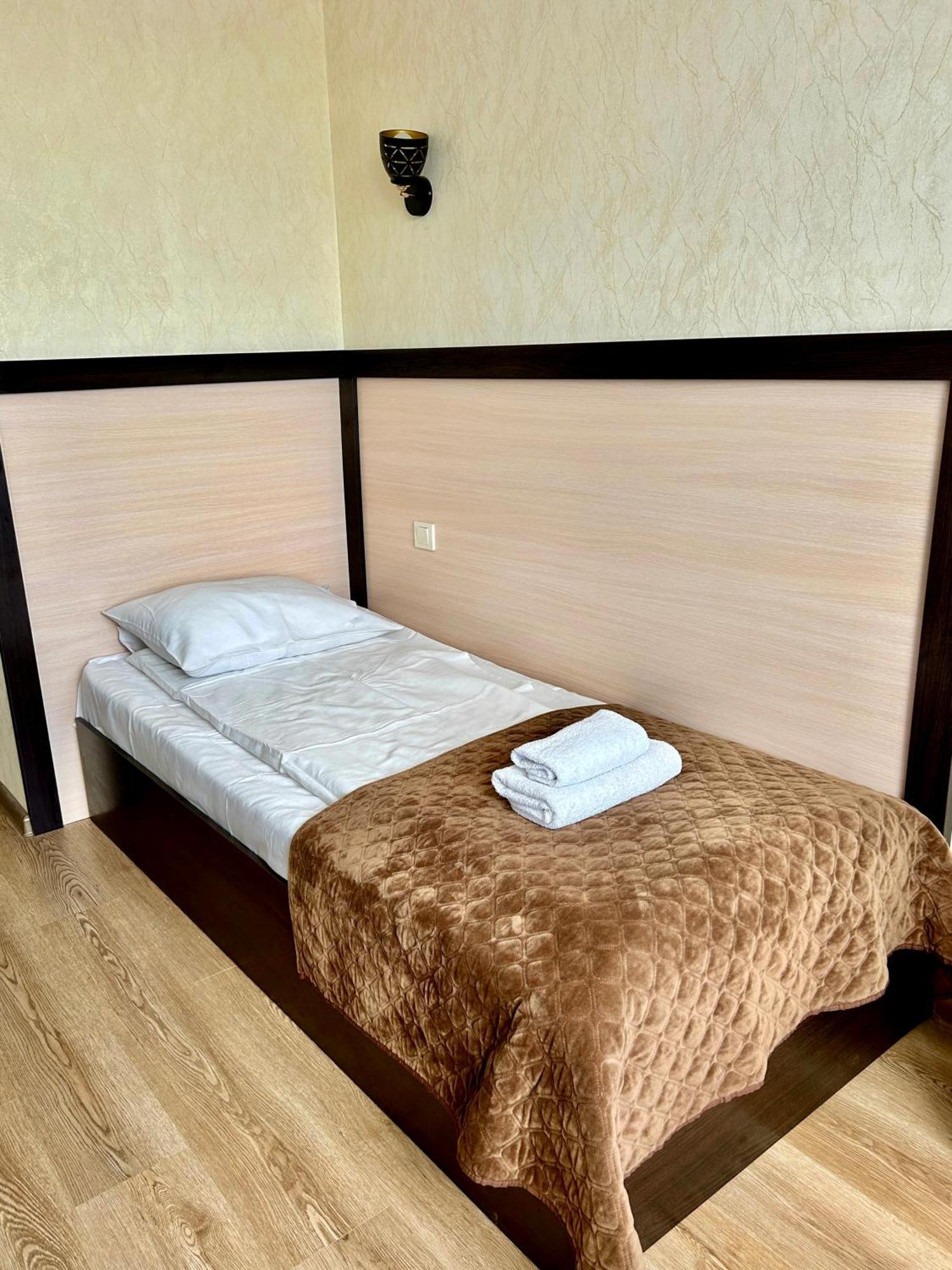 Hotel Koral Csernyivci Kültér fotó